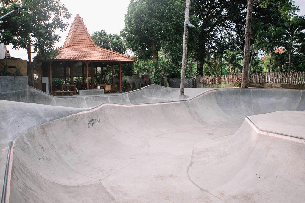 Hotel Eat Sleep Skate Sanur Zewnętrze zdjęcie